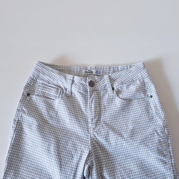 EUC Royalty For Me white & grey houndstooth print ankle high rise jeans, 2 - Picture 7 of 8